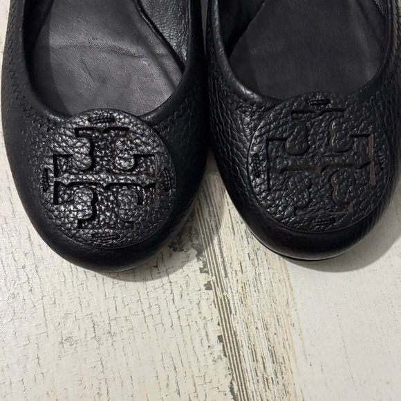 Tory Burch Mini Ballet Black Textured Flats Size 5 - Picture 6 of 14